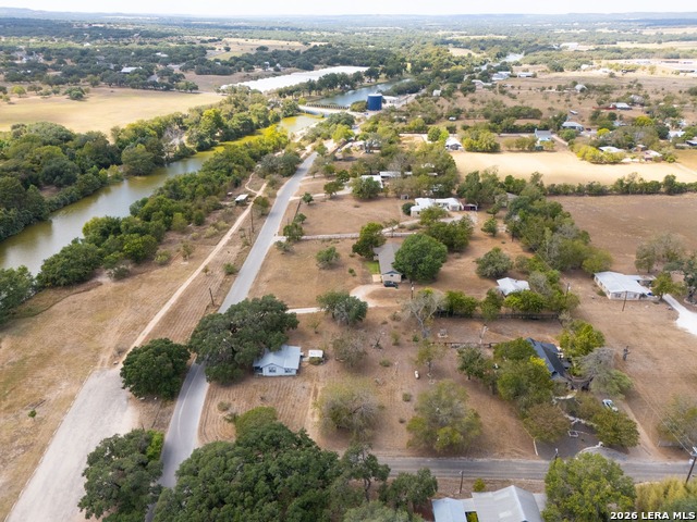3 Elm St Property Photo 6