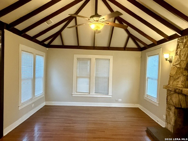 314 W Ridgewood Ct Property Photo 2