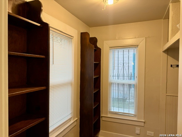 314 W Ridgewood Ct Property Photo 12