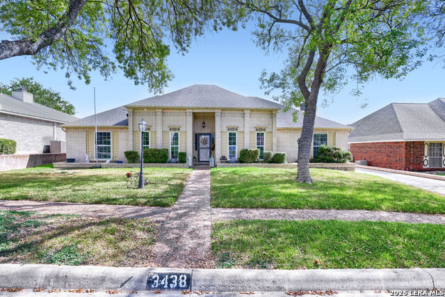 3438 Foxbriar Ln Property Photo 1