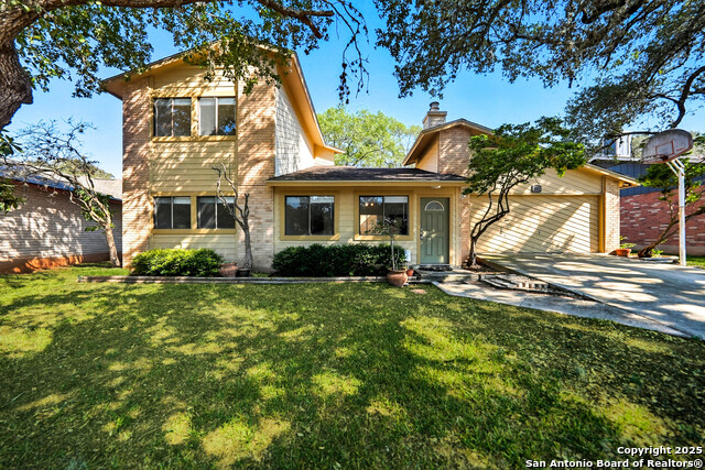 8419 Timber Ml Property Photo 2