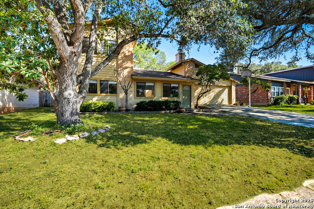 8419 Timber Ml Property Photo 4