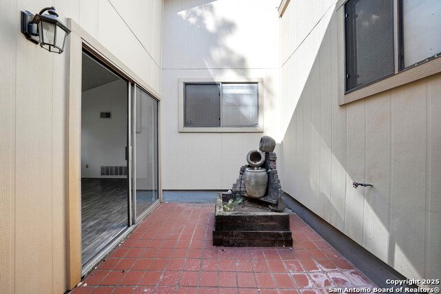 8419 Timber Ml Property Photo 25
