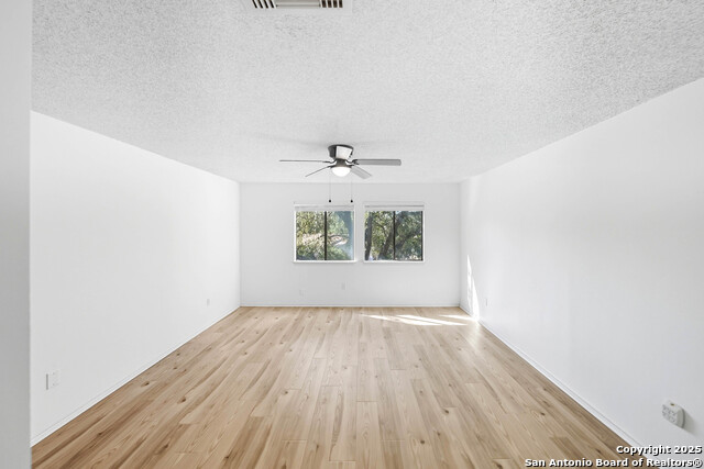 8419 Timber Ml Property Photo 27