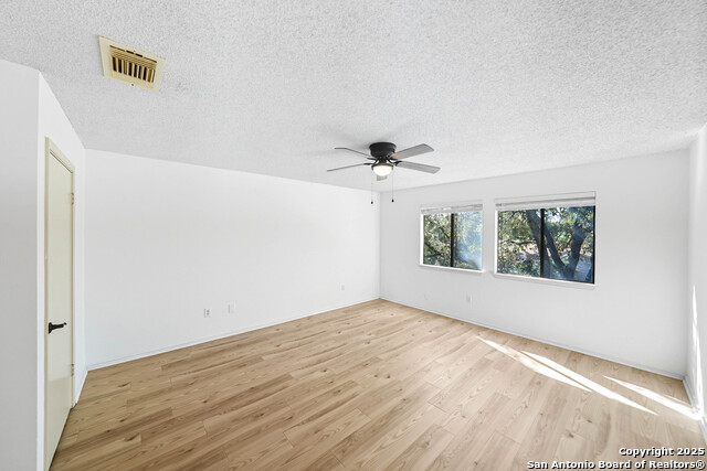 8419 Timber Ml Property Photo 28