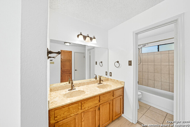 8419 Timber Ml Property Photo 31