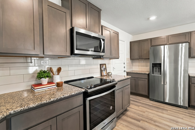 11211 Aristides Property Photo 14