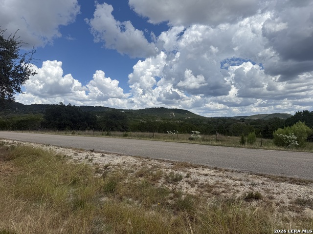 000 Bear Creek Rd Property Photo 5