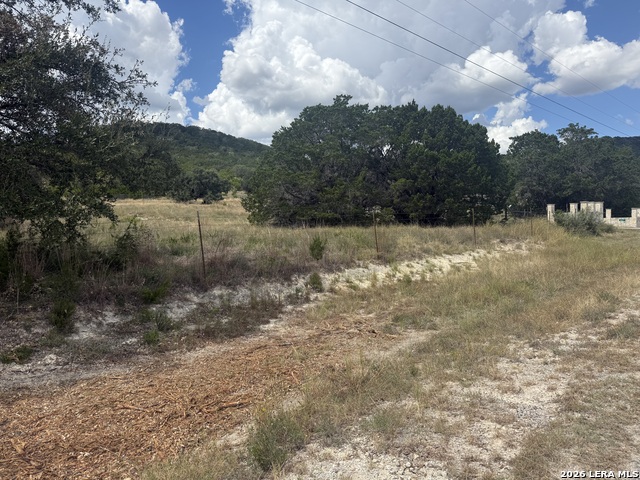 000 Bear Creek Rd Property Photo 6