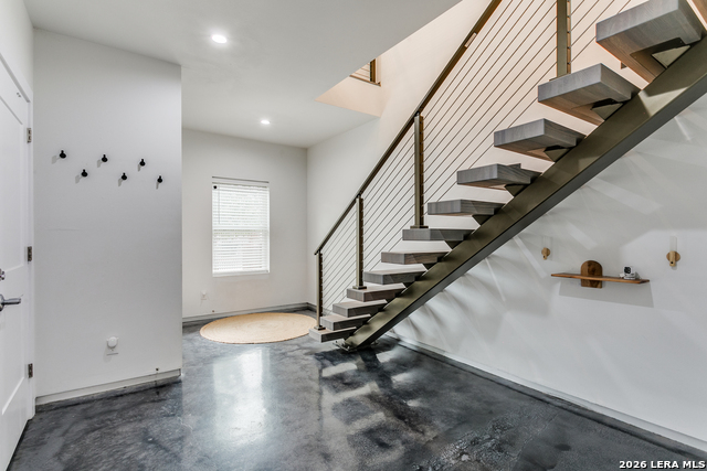 902 Montana Property Photo 4