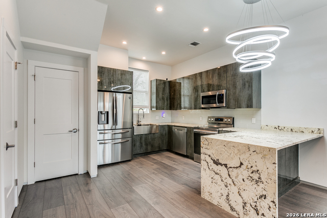 902 Montana Property Photo 14
