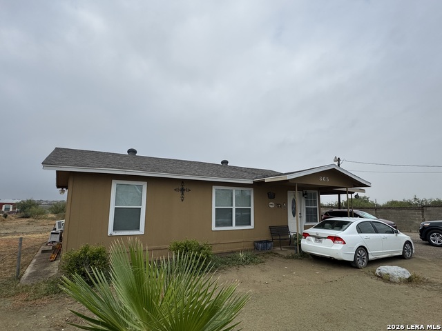 865 Ranchitos Road Property Photo 2