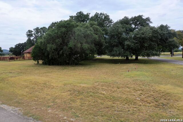 000 Tawny Oak Lot 24 Property Photo 4