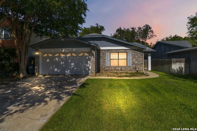 7631 Aspen Park Dr Property Photo 1