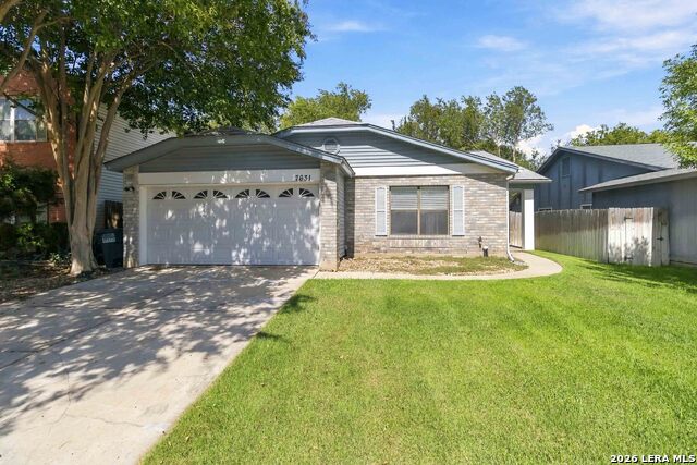 7631 Aspen Park Dr Property Photo 3