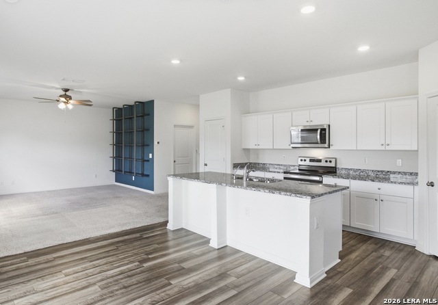 6016 Pearl Meadow Property Photo 4