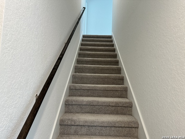 629 Drake Property Photo 30