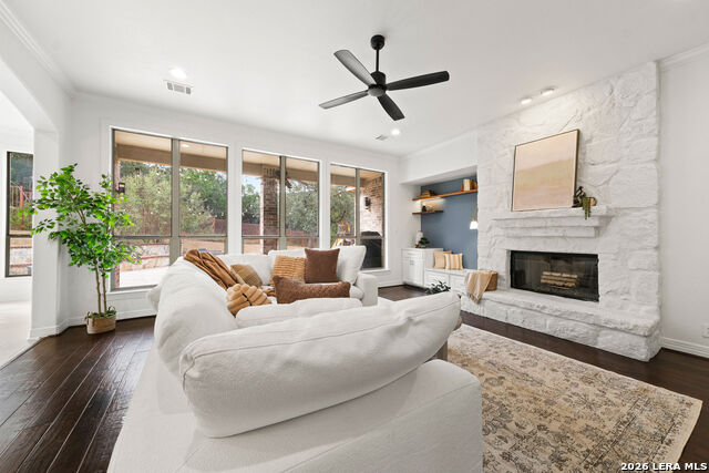 21703 Givenchy Property Photo 12