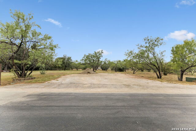 W19028 Moon Ray Property Photo 2
