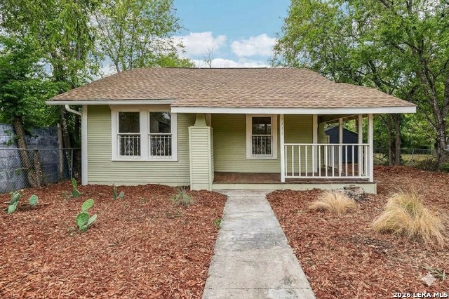 1711 Center Property Photo 2