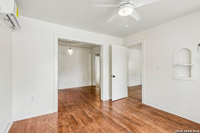 1711 Center Property Photo 7