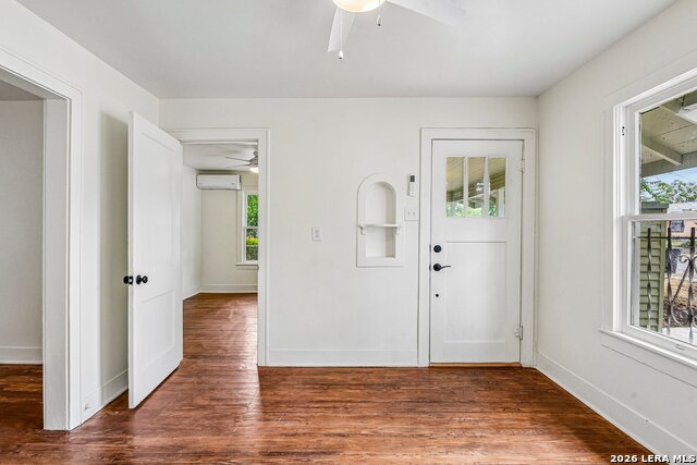 1711 Center Property Photo 8