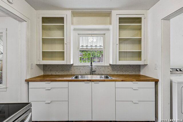1711 Center Property Photo 15