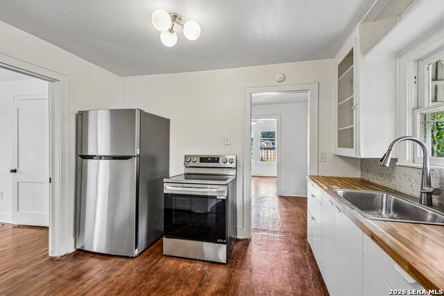 1711 Center Property Photo 18