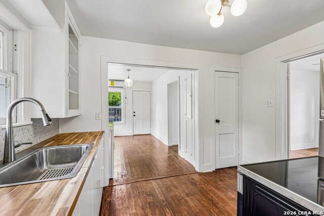 1711 Center Property Photo 20