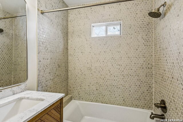 1711 Center Property Photo 25