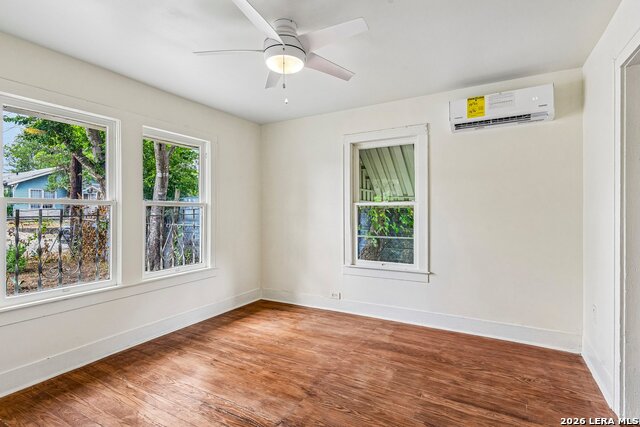 1711 Center Property Photo 27