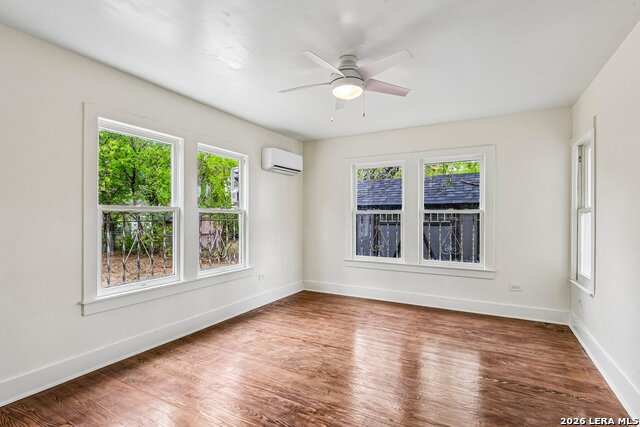 1711 Center Property Photo 37