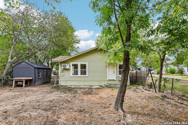 1711 Center Property Photo 38