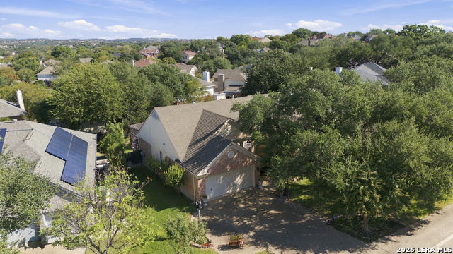 927 Lightstone Dr Property Photo 4