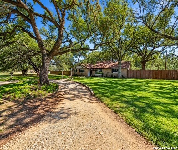 26 Sunrise Dr Property Photo 2