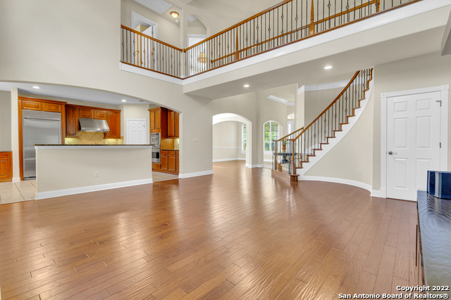 7210 Hovingham Property Photo 8
