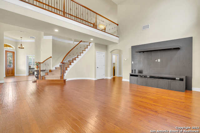 7210 Hovingham Property Photo 9