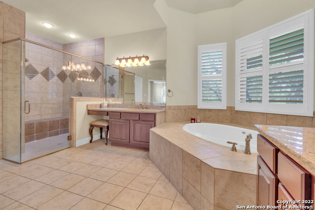 7210 Hovingham Property Photo 18