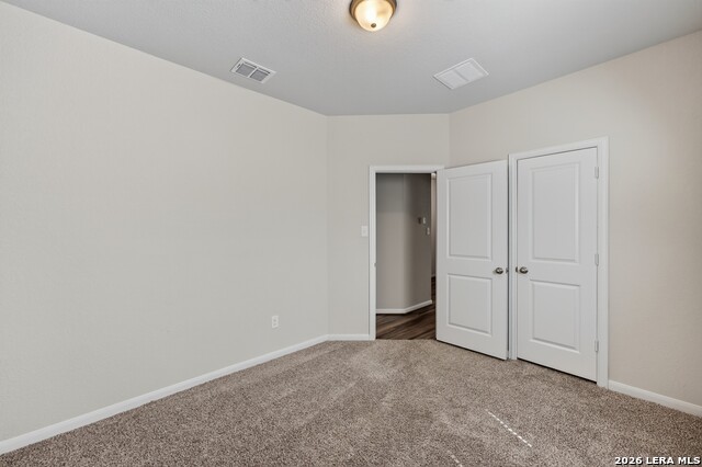 4823 Cambridge Park Property Photo 6