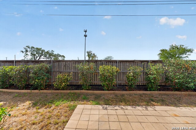 4823 Cambridge Park Property Photo 26