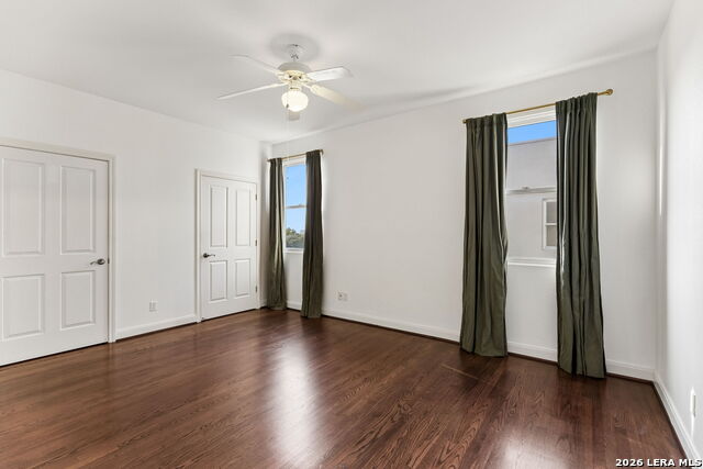 225 E Mulberry Property Photo 22