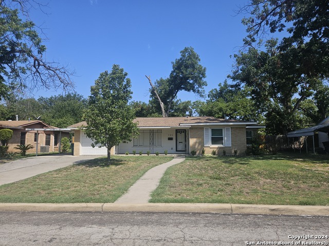 131 Bethany Pl Property Photo 1