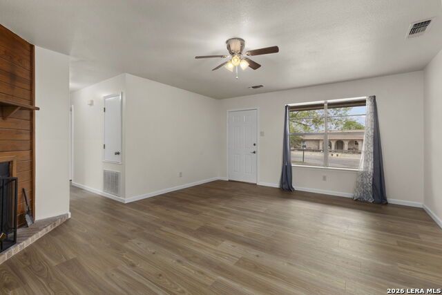 160 Stephanie Dr Property Photo 5