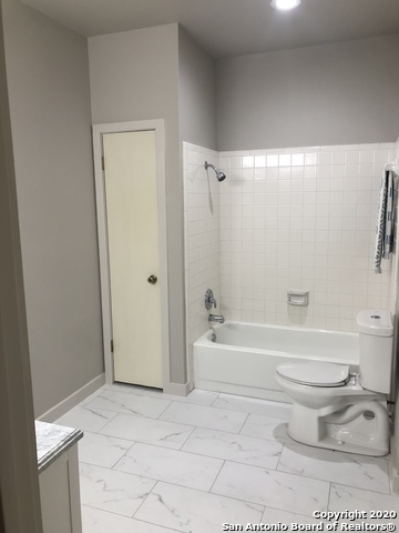 9415 Caen Property Photo 9