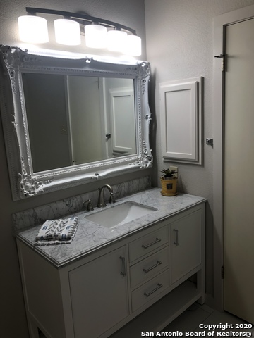9415 Caen Property Photo 12