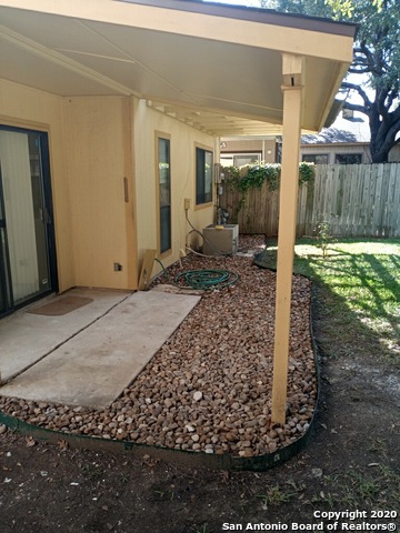 9415 Caen Property Photo 20