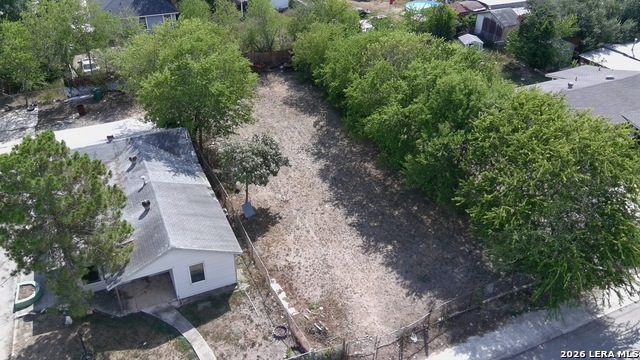 1416 W Gerald Ave 1 Property Photo 2