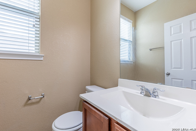 3314 Uresti Flds Property Photo 8