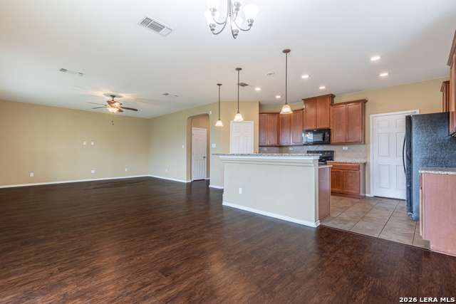 3314 Uresti Flds Property Photo 13