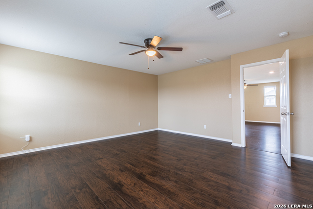 3314 Uresti Flds Property Photo 28